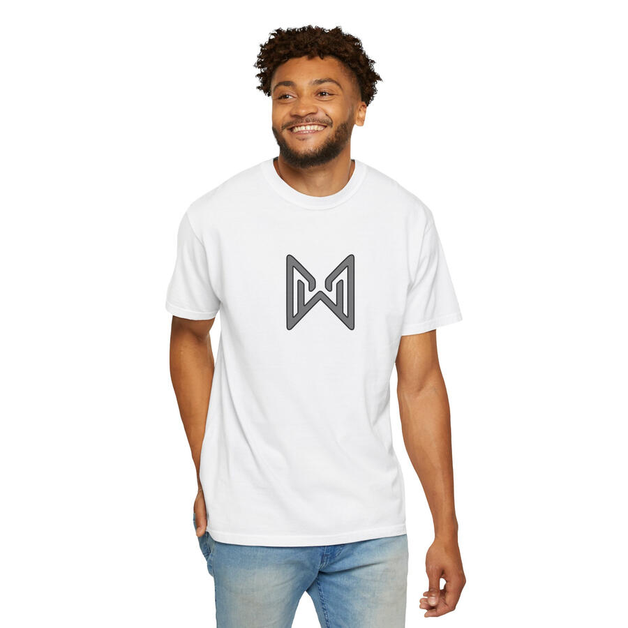 MERAQL T-shirt with gray icon logo and no text